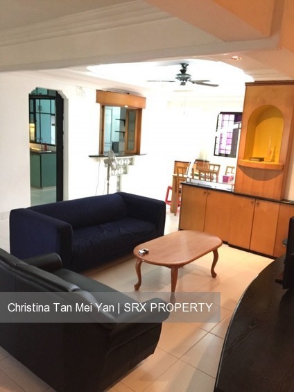 Blk 328 Tampines Street 32 (Tampines), HDB Executive #209712941